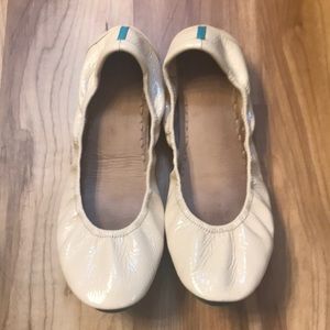 Tieks Patent Flats